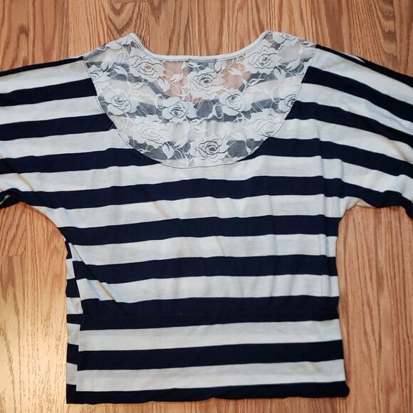 Lace Back Navy stripes XL - Picture 5 of 6